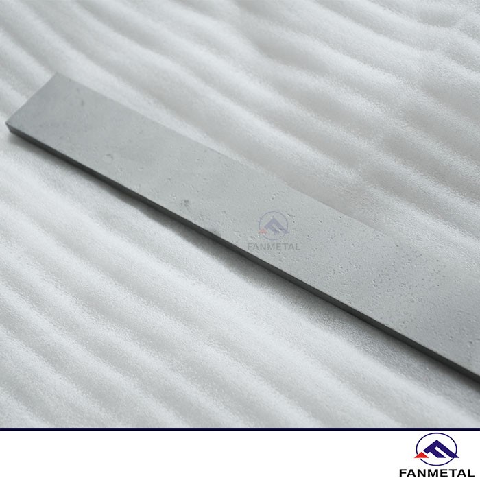 Molybdenum mo daim hlau